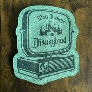 NWOT Disneyland Retro Zipper Pouch